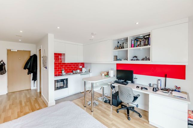 Flat for sale in East Road, Mallory House