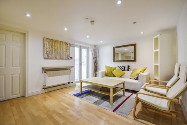Terraced house for sale in Bedford Road, Reading