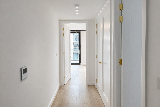 Apartment 414, Vermont House, London photo 3