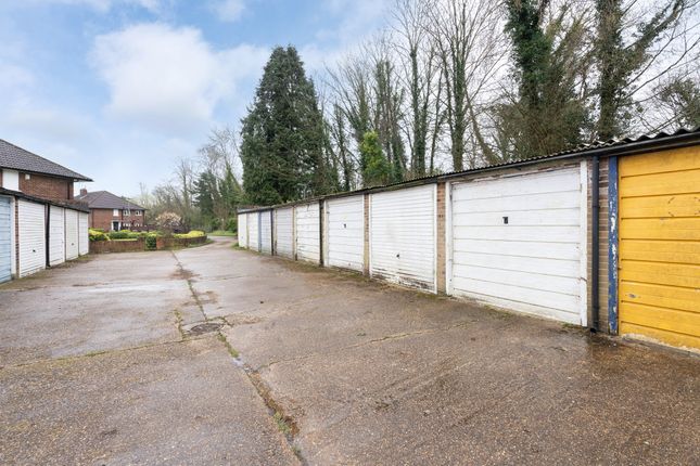 Flat for sale in Swan Mill Gardens, Dorking