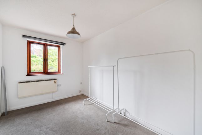 Flat 4, Old School Place,, North Grove, Somerset photo 2