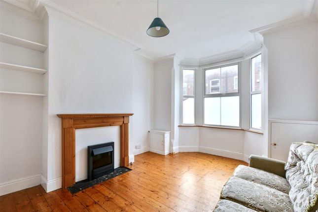 20, Dagmar Grove, Nottingham photo 4