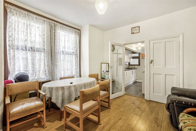19, Garratt Terrace, London photo 3