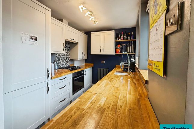 7 Wellington Street, Barnoldswick photo 3
