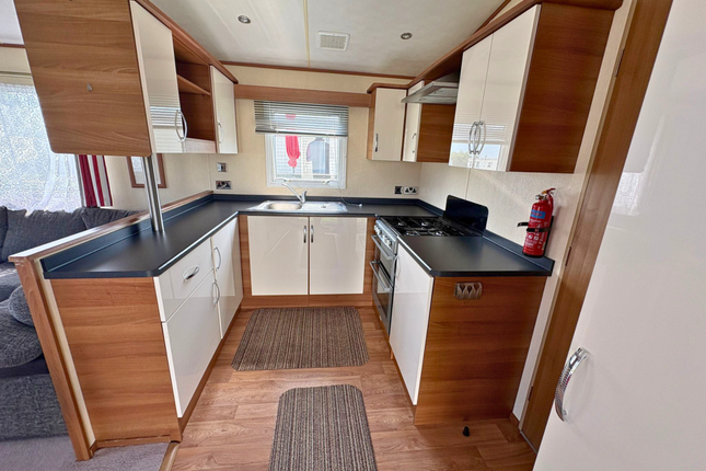 Orchard Views Holiday Park, Burmarsh Road, Romney Marsh photo 3