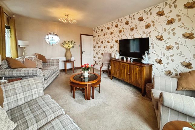 301, Beacon Road, Bradford photo 3