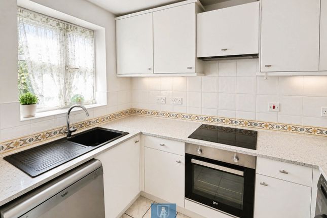 12, Bardley Drive, Coventry photo 4