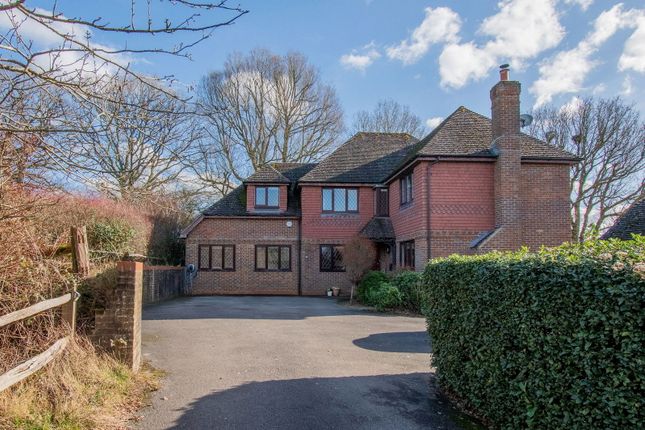 48, Pondfield Road, Horsham photo 2
