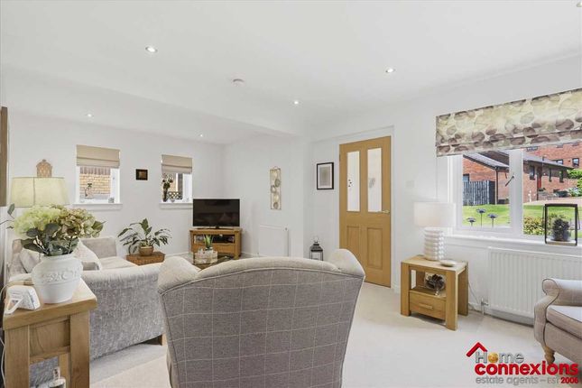15, Maclean Grove, Stewartfield, EAST KILBRIDE photo 3