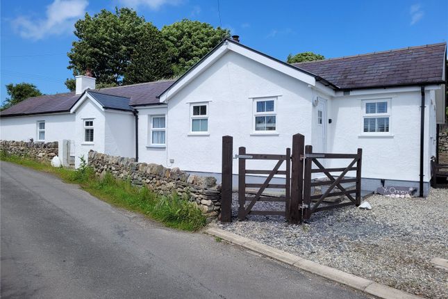 Thumbnail Cottage for sale in Caeathro, Caernarfon, Caeathro, Caernarfon