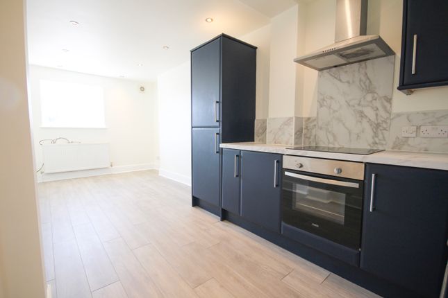 Flat B, Knaresborough photo 2
