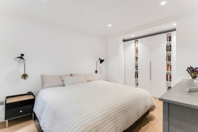 Flat for sale in St. Anns Terrace, London