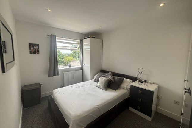 31, Ryde photo 5