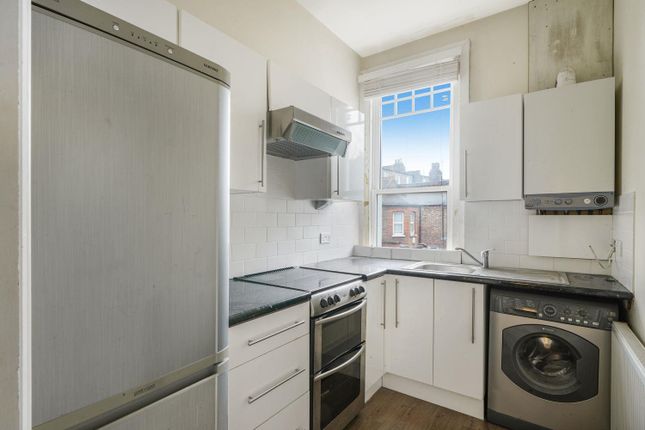 Terraced house for sale in Springwell Avenue, London