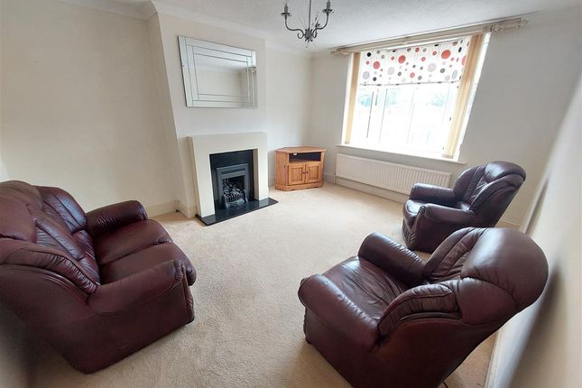 6, Palmarsh Crescent, Hythe photo 3
