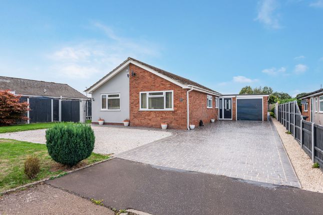 3-bed bungalow on 27 Compit Hills, Cromer, £400,000