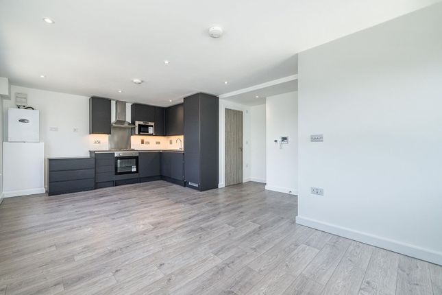 Stylish Studio Flat With Excellent Transport Links