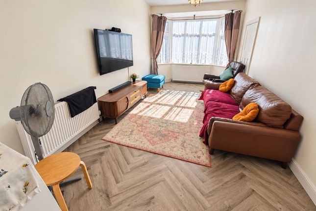 29, Devonshire Road, Southall photo 4