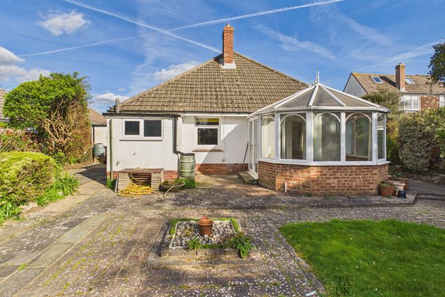 38, St Thomas Avenue, Hayling Island photo 4