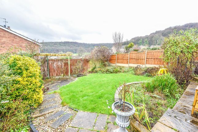 14, Byron Road, Dursley photo 2