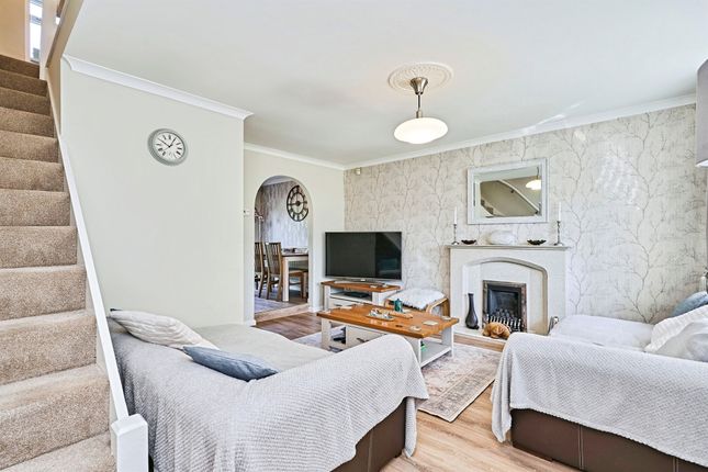 6, Newent Close, WILLENHALL photo 2