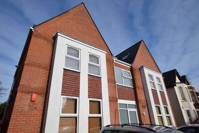 Thumbnail Flat for sale in 10 Drummond Road, Bournemouth