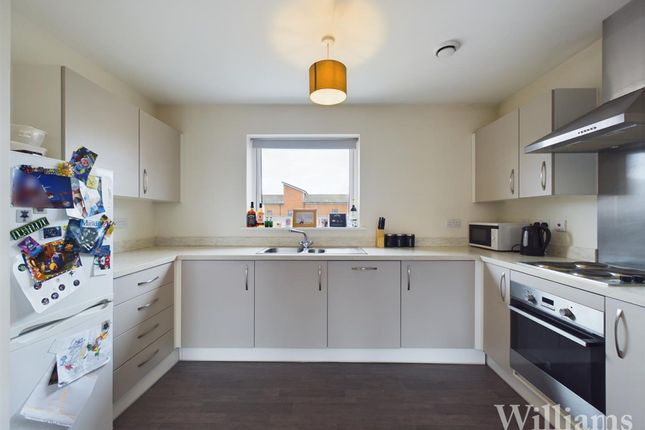 5 Elsom Path, Aylesbury photo 3
