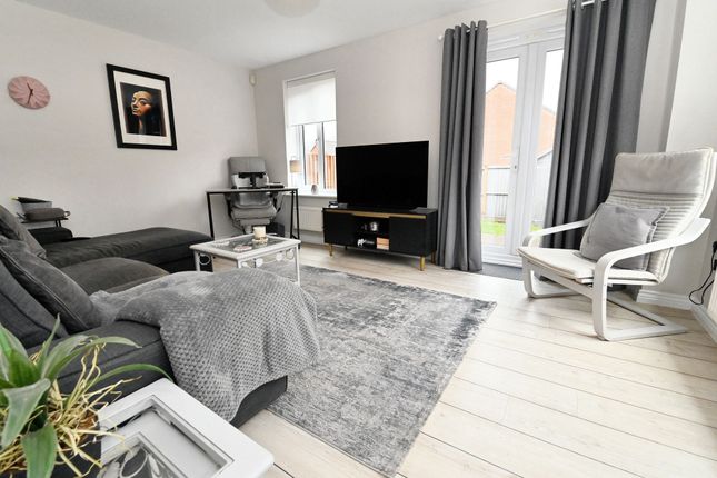 1 Borchardt Drive, Manchester photo 3