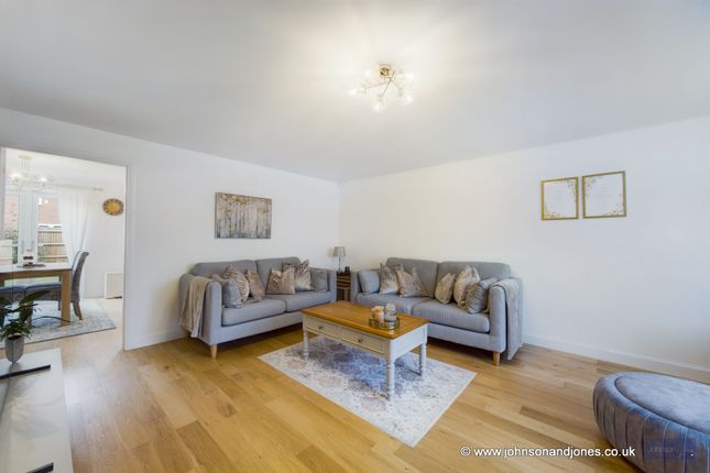 End terrace house to rent in Cartwright Drive, Chertsey
