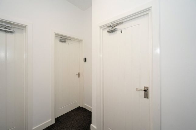 Room 6, 167, Warwick Road, Cumbria photo 4