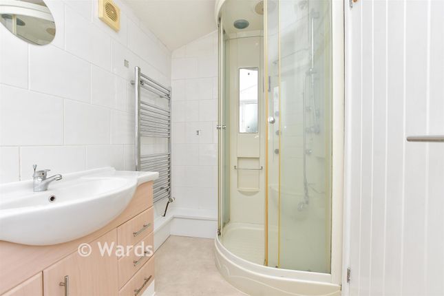 Upper Flat, Canterbury Street, Gillingham photo 4