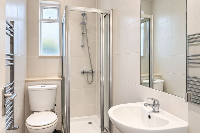 Flat 1, 340 Harrow Road, London photo 5