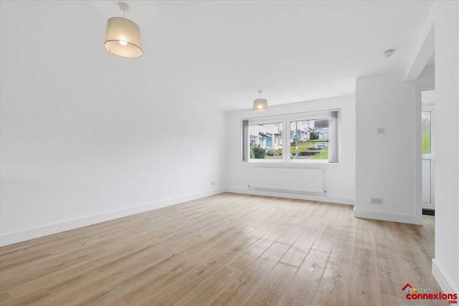 43, Redgrave, Calderwood, EAST KILBRIDE photo 2