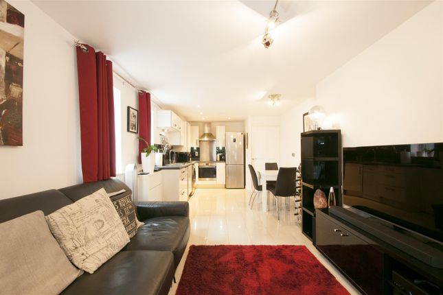 2-bed flat on 28, Chadwick Road, Slough, £269,950