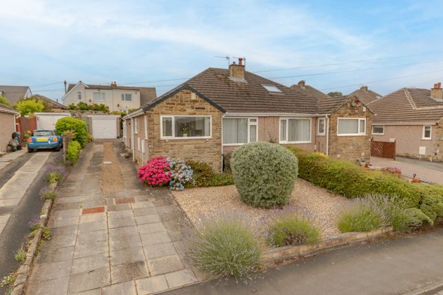 2-bed house on 48, Moor Croft, West Yorkshire, £300,000