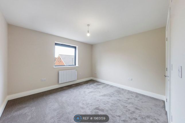 Flat to rent in Pavilion Court, High Wycombe