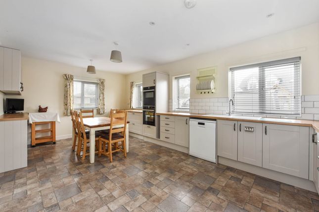 12, Meadows Road, Chichester photo 2