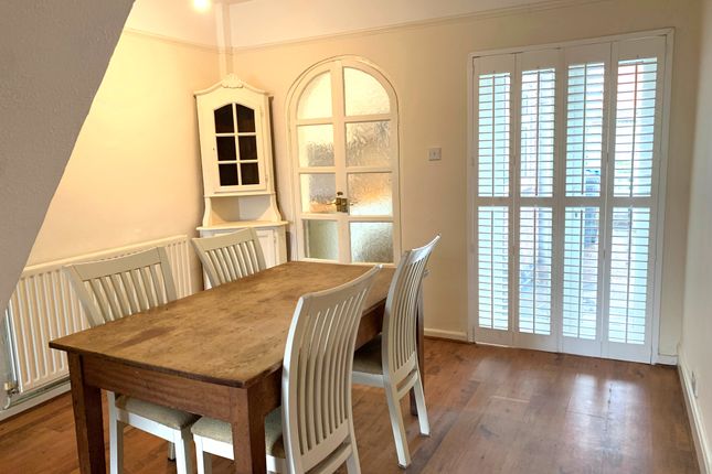 26, Nunn Street, Leek photo 4