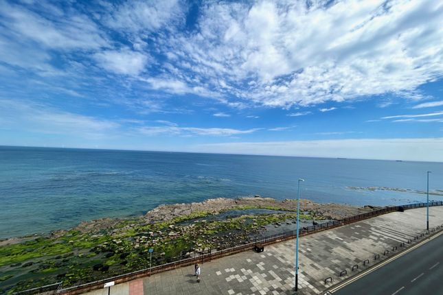 14, Whitley Bay photo 2