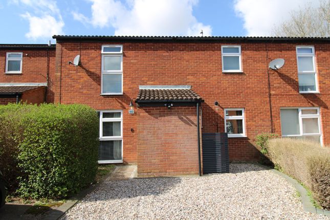 Thumbnail Terraced house for sale in Hopton Road, Stevenage