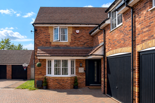 8, Benjamin Bevin Road, Northampton photo 3
