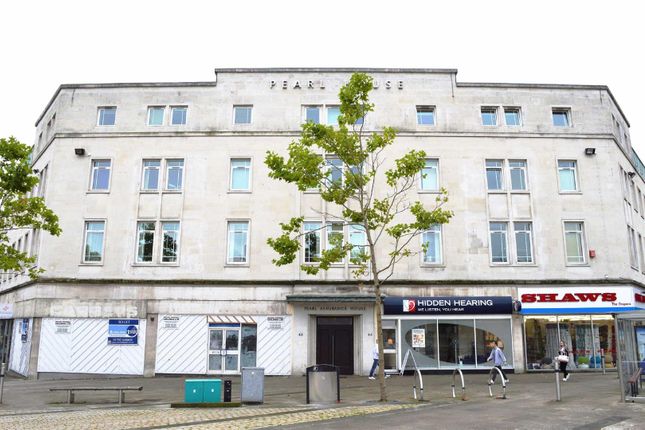 Thumbnail Flat for sale in Pearl House, Princess Way, Swansea