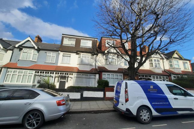 Thumbnail Terraced house for sale in Castlewood Road, London