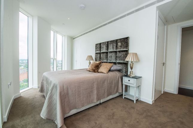 Flat for sale in Sky Gardens, Wandsworth Road, London
