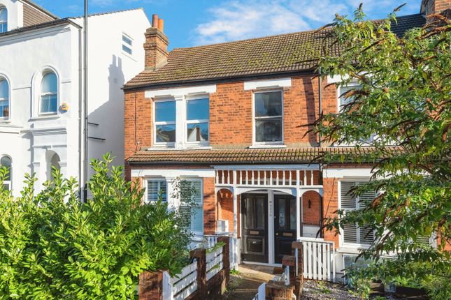 Flat for sale in Martell Road, West Dulwich