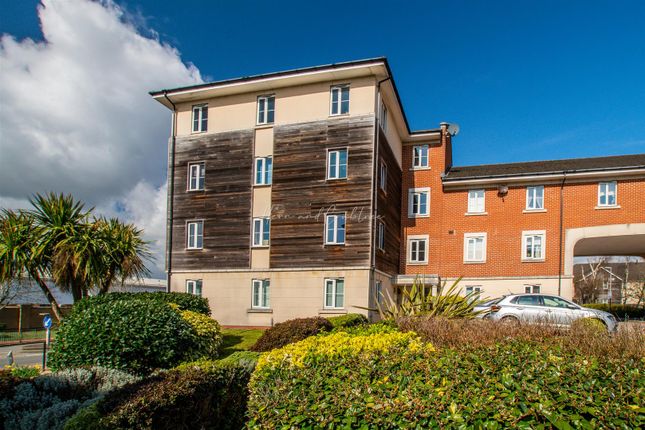 Flat for sale in Ffordd James Mcghan, Cardiff