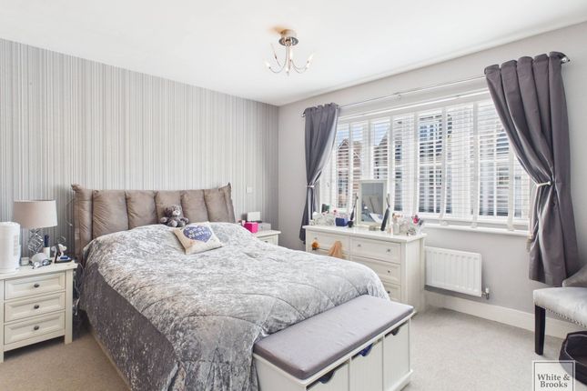 30 Ruskin Avenue, Bognor Regis photo 4