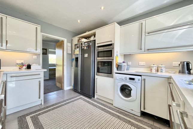 26, Meadow Way, Fairlight photo 2