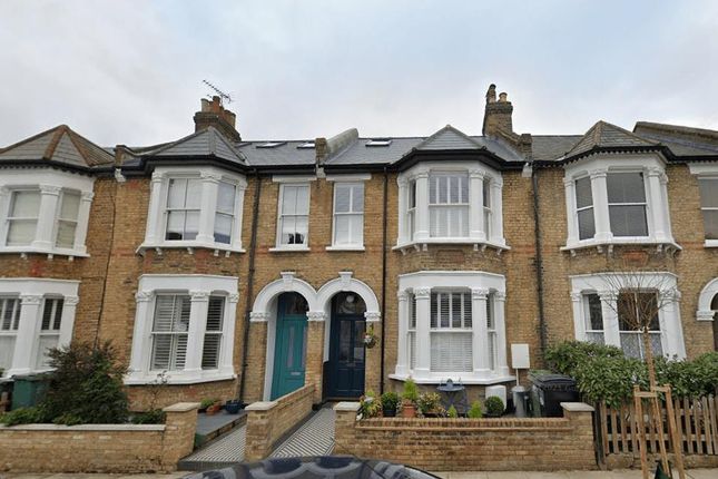 End terrace house for sale in Achilles Road, London