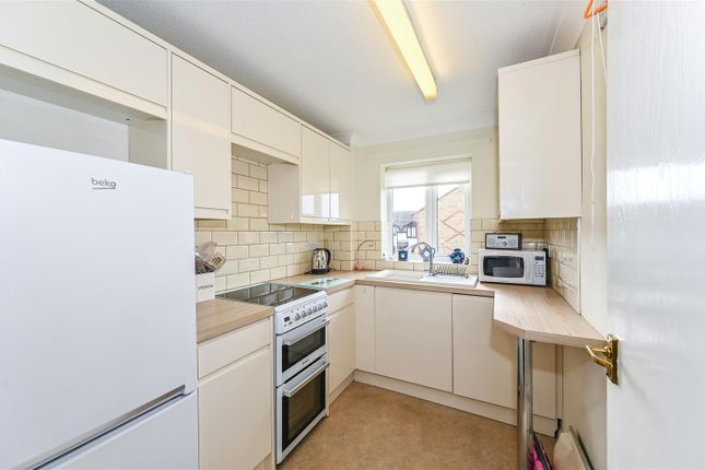 Flat for sale in Windmill Court, East Wittering, Chichester